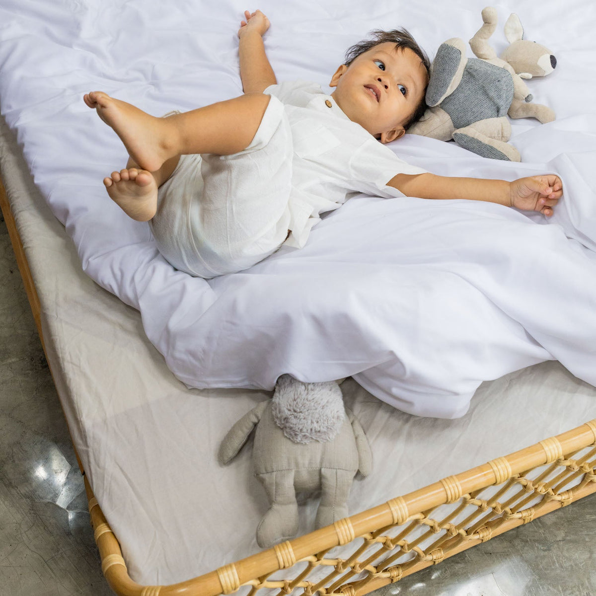 Layla Montessori Floor Bed