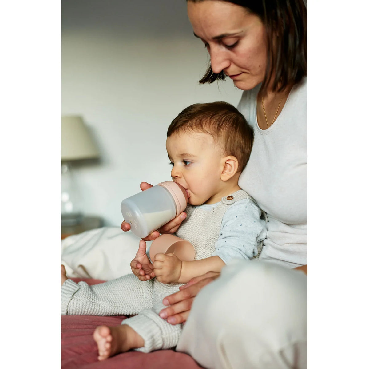 Suavinex Zero Zero Anti-Colic Bottle 180ml - Slow Flow 0+ Months