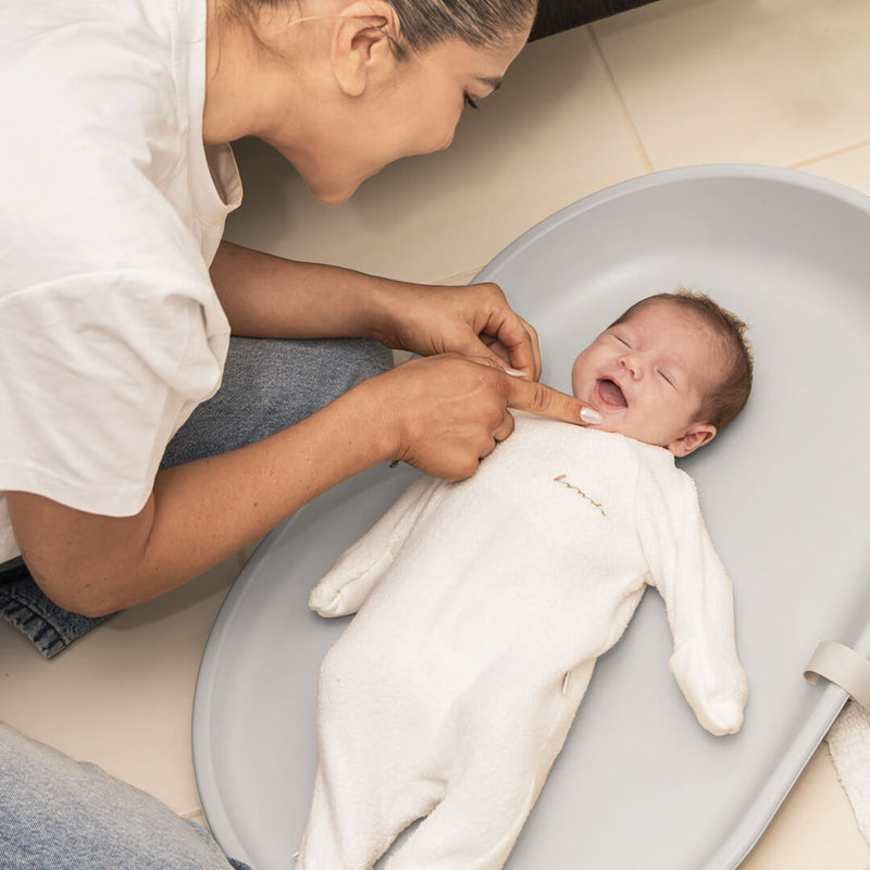 Bubble Cuddle Changing Mat - Grey