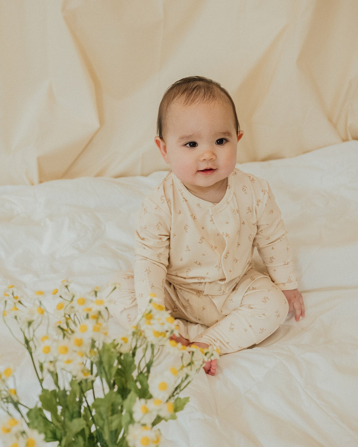 Magnetic Baby Sleepsuit - Still in Bloom