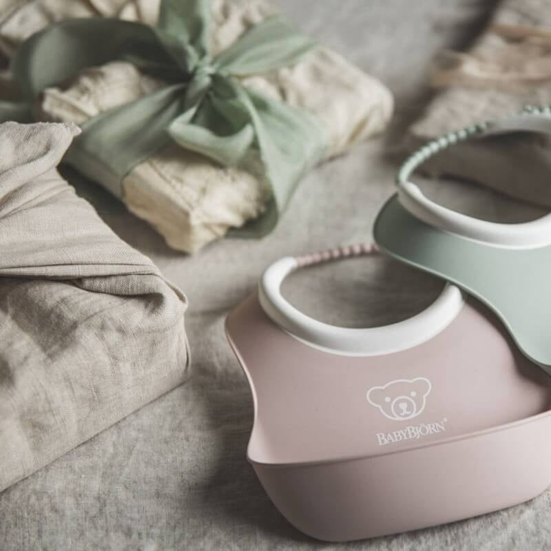 BabyBjorn Baby Bib 2-Pack - Powder Green/Powder Pink