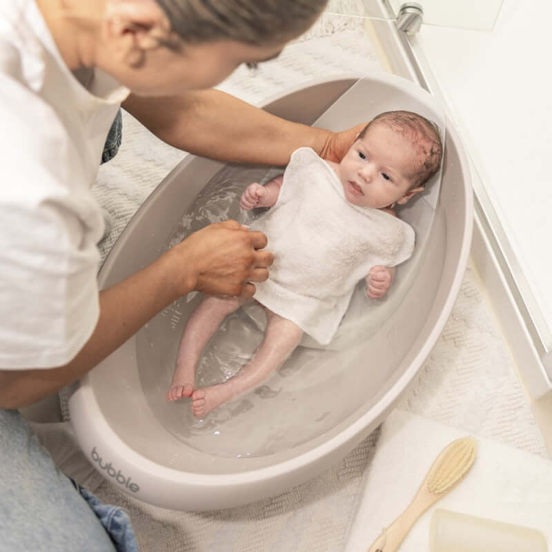 Bubble Cuddle Bath with Newborn Support Insert