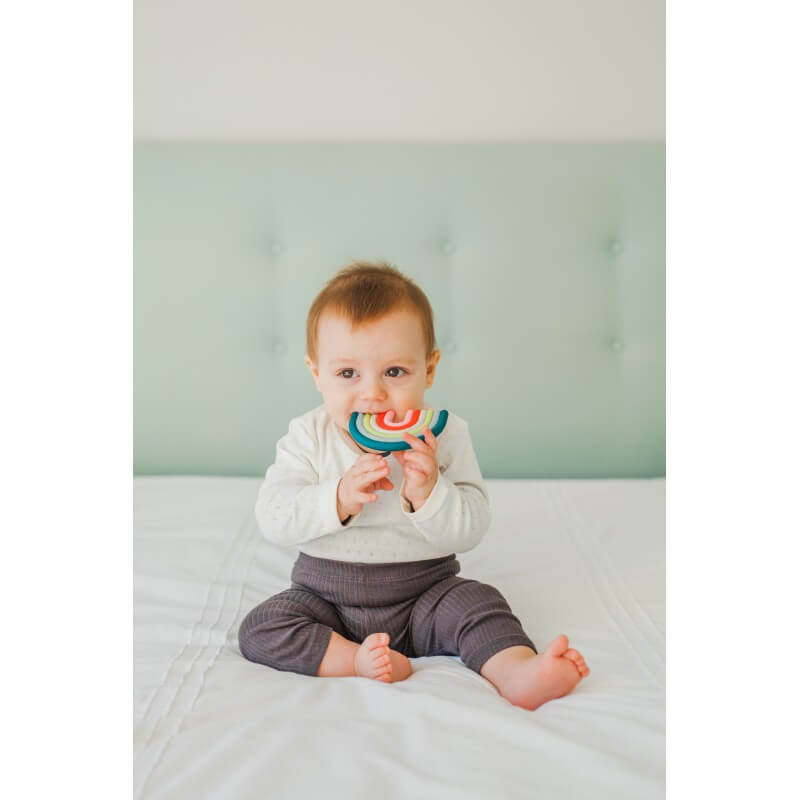 Suavinex Rainbow Silicone Teether Stage 1